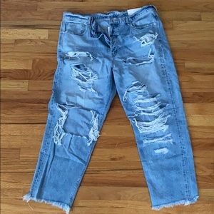 American Eagle size 16 ripped boyfriend jeans
